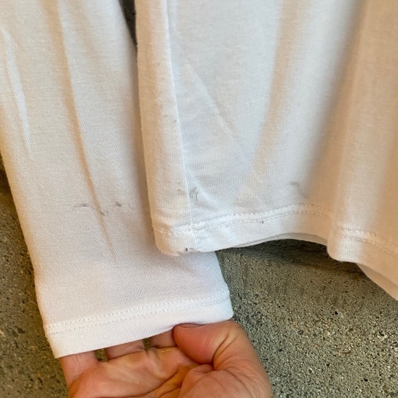 Babaton Aritzia Classic Crew Neck Long Sleeve - Picture 7 of 10